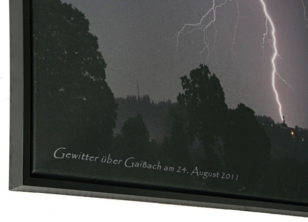 Gewitter über Gaißach - Leinwandbild mit Rahmen, 83x83 cm
